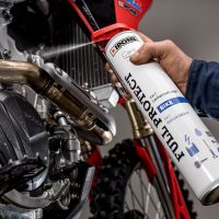 IPONE sprej Full Protect za zaštitu metalnih i električnih delova – 750ml - Слика 2